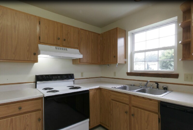 550 Sir Benjamin Way-Unit -2 in Schenectady, NY - Building Photo