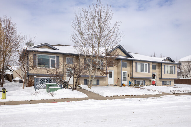 30C Westlake Gln in Strathmore, AB - Building Photo - Building Photo