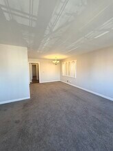 2649 W Balmoral Ave in Chicago, IL - Building Photo - Building Photo