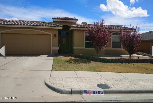 property at 6700 Cabana Del Sol Dr