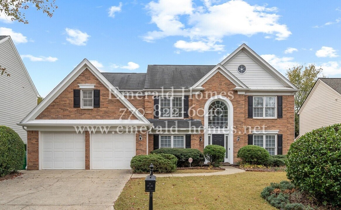 5407 Oxford Chase Way in Dunwoody, GA - Building Photo