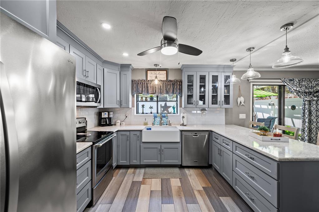 4001 S Beneva Rd in Sarasota, FL - Building Photo