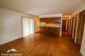 1510 Houston St in Manhattan, KS - Building Photo - Building Photo