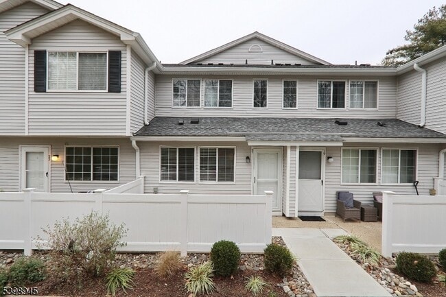 property at 21 Parkside Rd