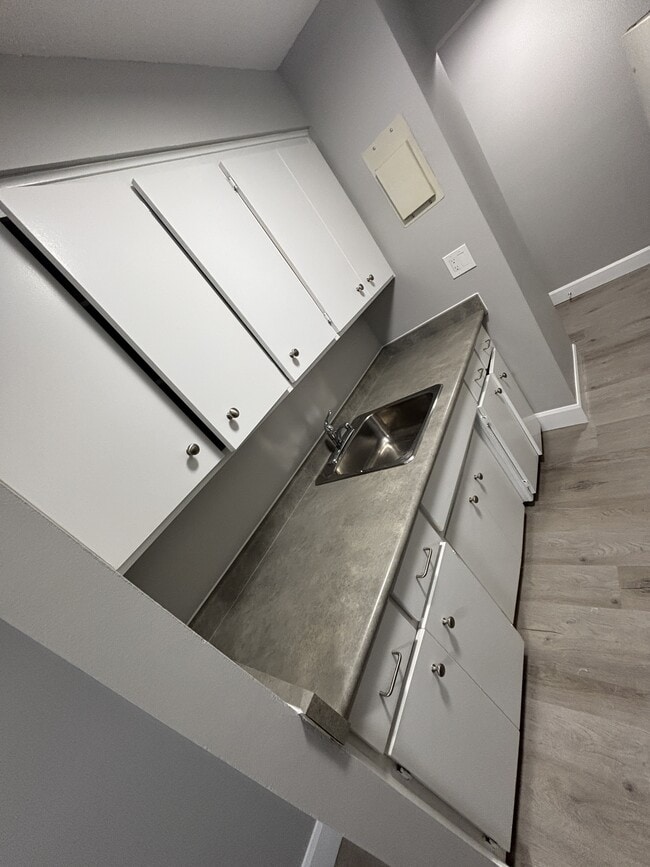 99 Westwood Dr in Kitchener, ON - Building Photo - Building Photo