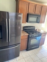 1426 Joy Oaks Ln in Houston, TX - Building Photo - Building Photo