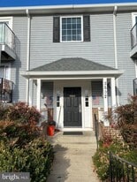 3502 Lochearn Ct, Unit A in Pasadena, MD - Building Photo