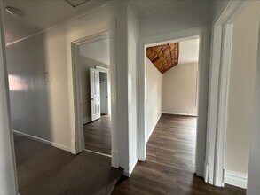 808 W Walnut St in Kalamazoo, MI - Building Photo - Building Photo
