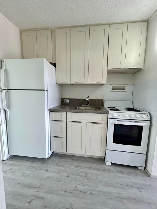 property at 1710 Makiki St