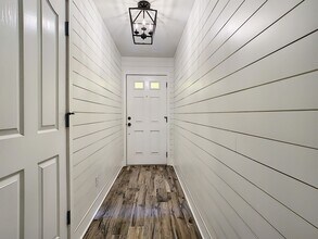 8631 Majestic Elm Ct in Bradenton, FL - Foto de edificio - Building Photo