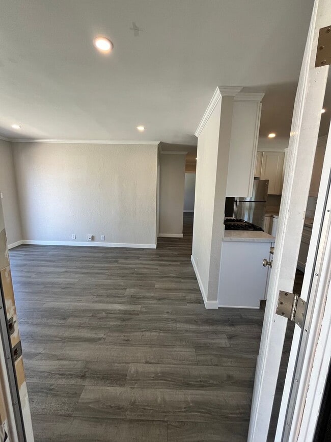 4143 Van Dyke Ave in San Diego, CA - Building Photo - Building Photo