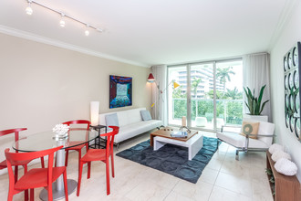 1550 Brickell Ave in Miami, FL - Building Photo - Interior Photo