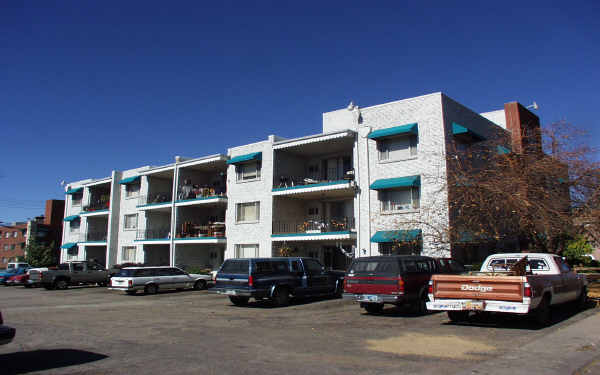 5600 S Bannock St in Littleton, CO - Building Photo - Building Photo