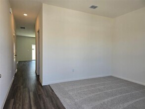 109 Elijah St in Taylor, TX - Building Photo - Building Photo