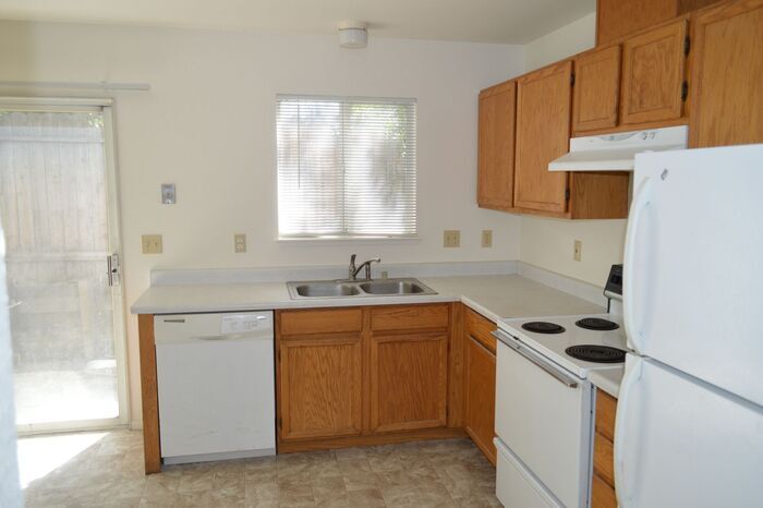3907 Pheasant Dr-Unit -3 in Carson City, NV - Building Photo