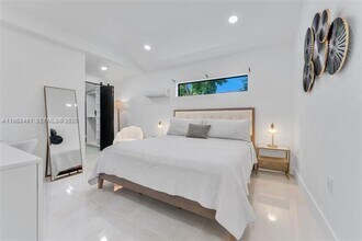 231 NE 45th St in Miami, FL - Building Photo - Building Photo