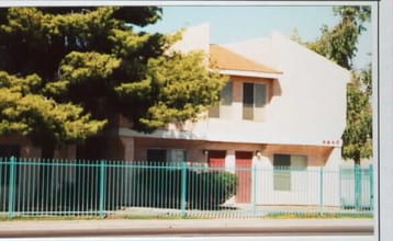 El Sereno Apartments in Phoenix, AZ - Foto de edificio - Building Photo