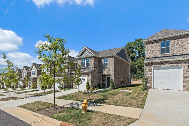 7136 Mapleside Ln in Fairview, TN - Building Photo - Building Photo