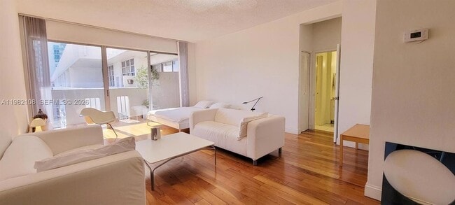 800 West Ave, Unit PH-37 in Miami Beach, FL - Building Photo - Building Photo