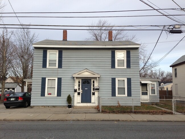 109 W Hollis St, Unit 1st floor