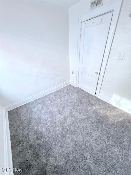 3240 Sycamore Rd in Cleveland Heights, OH - Foto de edificio - Building Photo