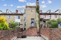 645 Stirling St - 24