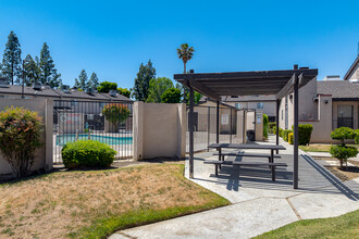 Quail Park in Bakersfield, CA - Building Photo - Building Photo