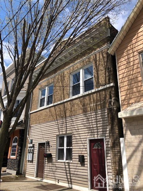 property at 523 State St