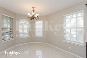 5102 Roan Brook in San Antonio, TX - Building Photo - Building Photo