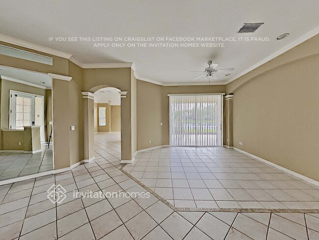 11909 Clubhouse Dr in Lakewood Ranch, FL - Building Photo - Building Photo