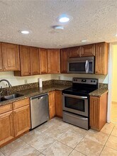 2142 Nova Village Dr in Davie, FL - Building Photo - Building Photo