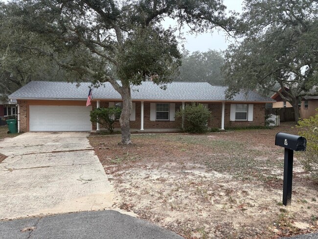 property at 6 Dogwood Ln