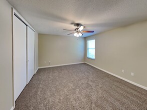 211 Lynn St in Oviedo, FL - Building Photo - Building Photo