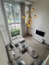 163 N Shore Dr in Miami, FL - Foto de edificio - Building Photo