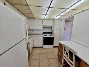 2731 Taft St in Hollywood, FL - Building Photo - Building Photo