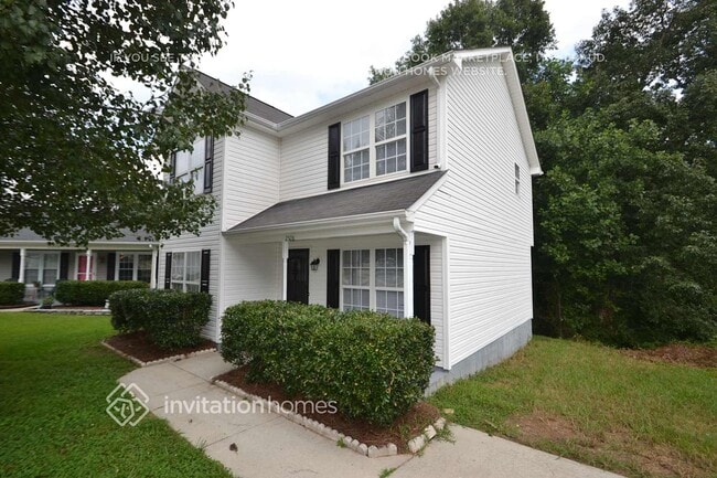 property at 2326 Lomax Ct SE