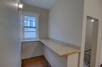 907 43rd St in Rock Island, IL - Building Photo - Building Photo