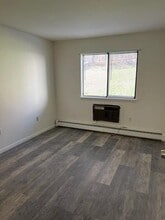 246 Concord Ln in Middletown, NY - Building Photo - Building Photo