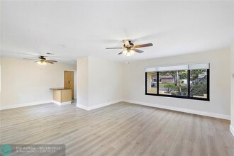 5280 SW 5th St in Plantation, FL - Building Photo - Building Photo