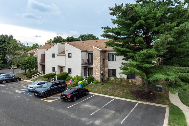 Westampton Courts in Westampton, NJ - Building Photo - Building Photo