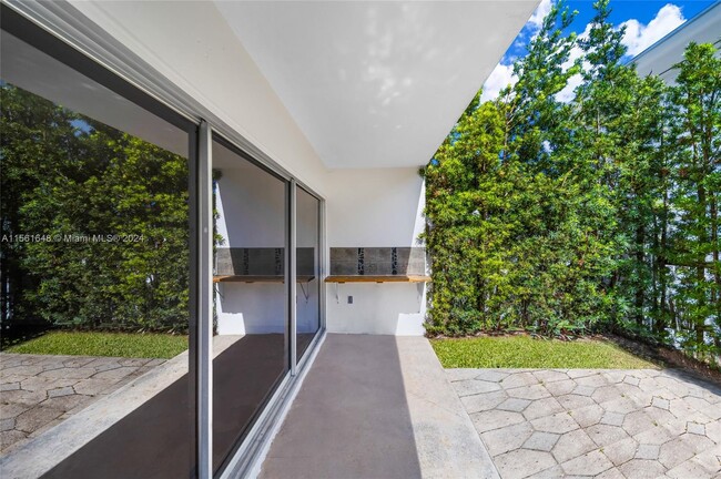 7412 Gary Ave in Miami Beach, FL - Building Photo - Building Photo