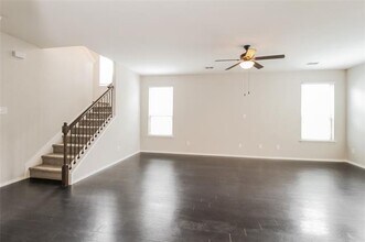 809 Hartsfield St in Aubrey, TX - Building Photo - Building Photo