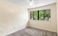 3821 Mulkey Cir SW in Marietta, GA - Foto de edificio - Building Photo