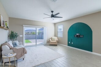 10619 S 54th Dr in Phoenix, AZ - Building Photo - Building Photo