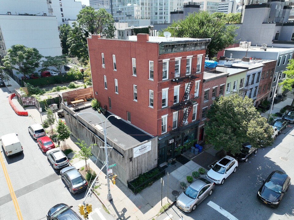 234 Gold Street in Brooklyn, NY - Building Photo