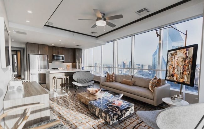 property at 1505 Elm St