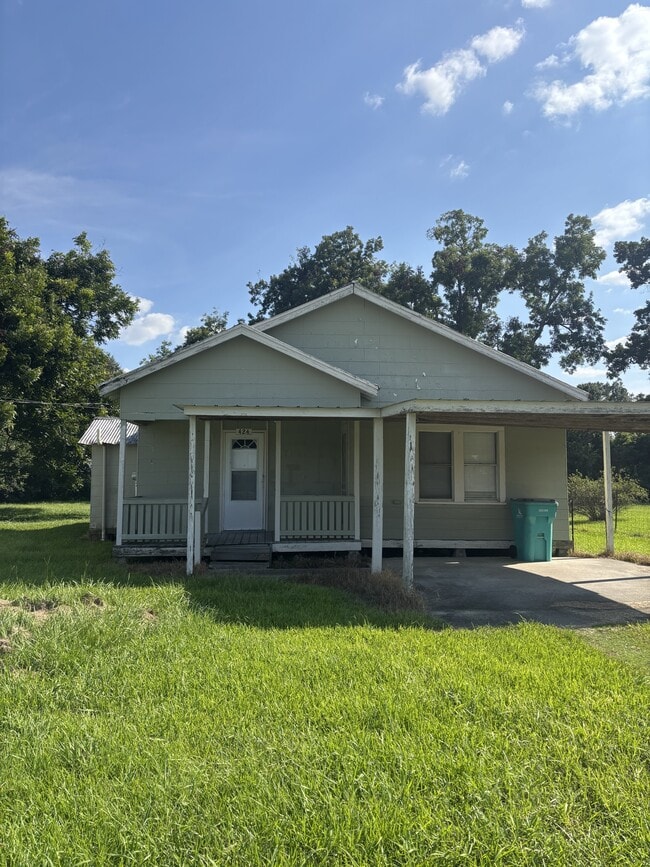 property at 424 E M.L.K. Dr
