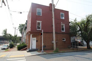 300 S 2nd St in Harrisburg, PA - Building Photo