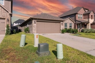 1807 Cypress Canyon Trail in Conroe, TX - Building Photo - Building Photo