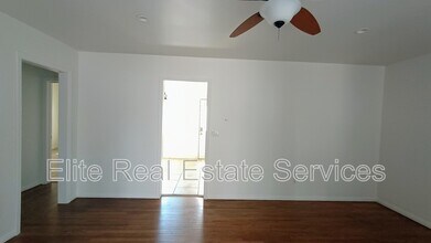 5130 Savannah St in San Diego, CA - Building Photo - Building Photo